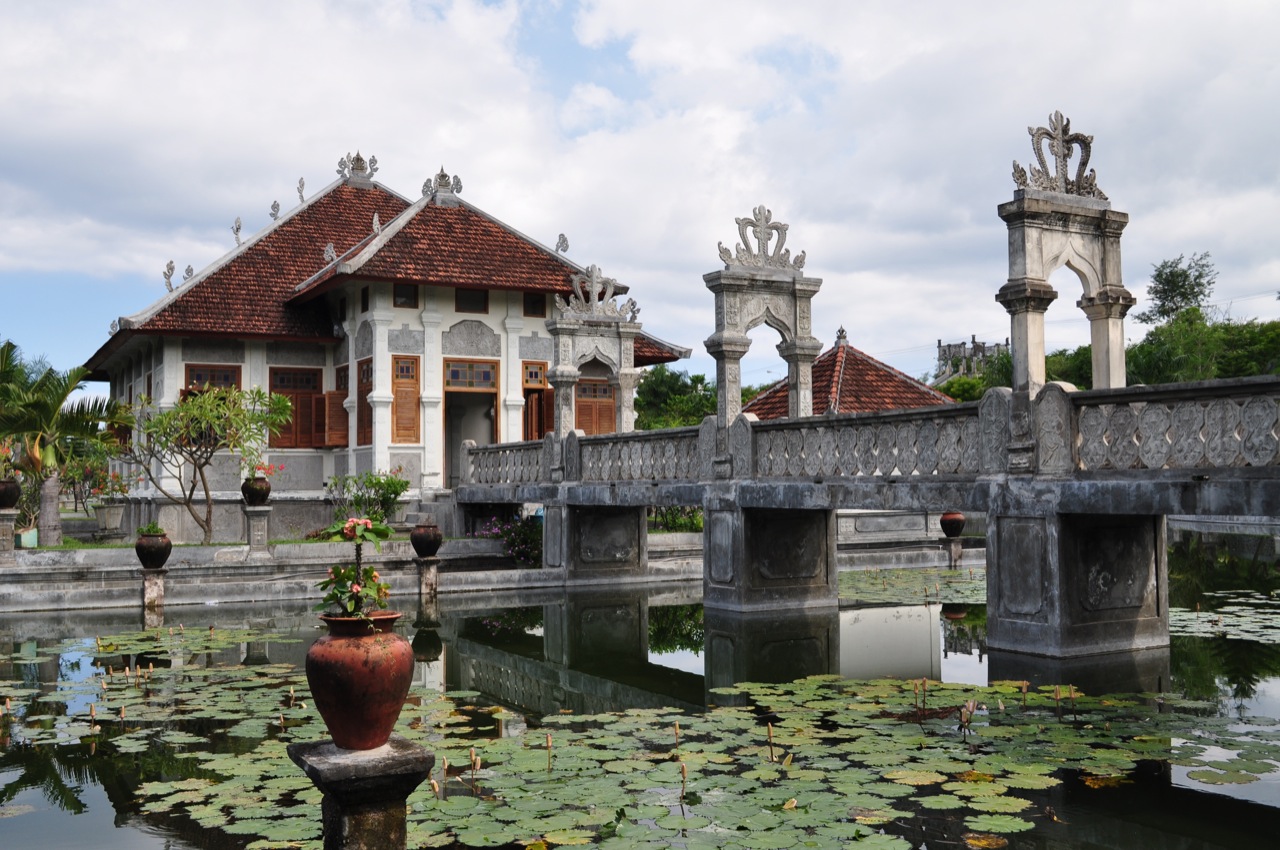 taman ujung karangasem